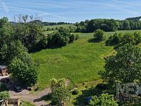 Prodej pozemku v obci Úbislavice - Stav s krásným výhledem. - dji_fly_20260528_103046_0931_1779957801230_photo.jpeg