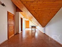 Prodej rodinného domu s velkou zahradou v obci Rybníček - IMG_0555.jpeg