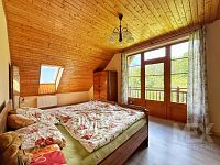 Prodej rodinného domu s velkou zahradou v obci Rybníček - IMG_0556.jpeg