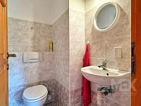 Prodej rodinného domu s velkou zahradou v obci Rybníček - IMG_0557.jpeg