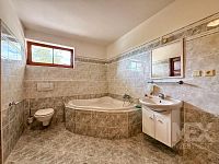 Prodej rodinného domu s velkou zahradou v obci Rybníček - IMG_0565.jpeg