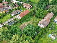 Prodej pozemku v obci Kostěnice - dji_fly_20250609_105356_0333_1749460064834_photo.jpeg