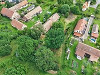 Prodej pozemku v obci Kostěnice - dji_fly_20250609_105834_0336_1749460030551_photo.jpeg