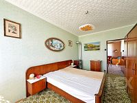 Prodej bytu 2+1 s garáží v Chocni, v ulici Stromovka - IMG_1409.jpeg