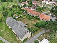 Prodej zemědělské usedlosti v obci Kojovice - dji_fly_20250721_143656_0494_1753214627214_photo.jpeg