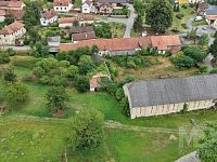 Prodej zemědělské usedlosti v obci Kojovice - dji_fly_20250721_143726_0495_1753214627954_photo.jpeg
