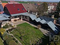 Prostorný rodinný dům 7+1 se zahradou ve Stěžerách - dji_fly_20250401_124010_0277_1743504203680_photo.jpeg