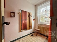 Prodej zachovalého rodinného domu v Červeném Kostelci v klidné lokalitě - IMG_9658.jpeg