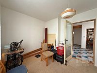 Prodej zachovalého rodinného domu v Červeném Kostelci v klidné lokalitě - IMG_9680.jpeg