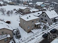 Prodej zachovalého rodinného domu v Červeném Kostelci v klidné lokalitě - IMG_9690.jpeg