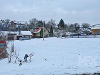 Prodej krásného pozemku v obci Kyje u Jičína - IMG_4042.jpeg