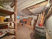 Prodej rodinného domu v klidné ulici v obci Holohlavy - IMG_9955.jpeg