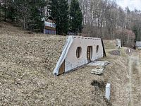 Prodej ubytovacího zařízení v obci Chroustov - Úhlejov - dji_fly_20260310_133354_0761_1773146268554_photo.jpeg