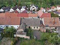 Prodej rodinného domu v Žiželicích - dji_fly_20260505_172328_0842_1777998155911_photo.jpeg