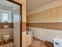 Prodej rodinného domu s rozlehlou zahradou v Českých Libchavách, Ústí nad Orlicí. - IMG_0090.jpeg