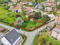 Prodej útulného pozemku v obci Zásmuky - 610 m2 - dji_fly_20260515_114720_0866_1778838635210_photo.jpg