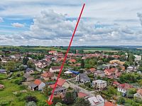 Prodej útulného pozemku v obci Zásmuky - 610 m2 - dji_fly_20260515_114746_0867_1778838634474_photo.jpg