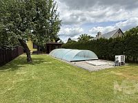 Moderní rodinný dům s bazénem a zimní zahradou v žádané části Náchoda - IMG_0484.jpeg