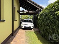 Moderní rodinný dům s bazénem a zimní zahradou v žádané části Náchoda - IMG_0536.jpeg