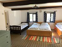 Prodej dům rodinný chalupa 80m² pozemky 6878m² Šumava Braníčkov Velhartice okr. Klatovy - 1.jpg