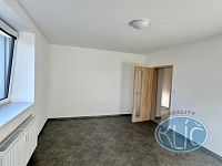 Pronájem zděného bytu 2+1 s parkovacím stáním, Tábor - Měšice - IMG_6566.jpg