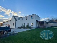 Pronájem zrenovovaného bytu 2+1 s parkovacím stáním, Tábor - Měšice