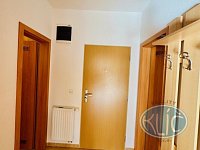 Pronájem zděného bytu 2+kk s lodžií, Tábor - Nerudova - IMG_7966.jpg