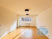 Pronájem zděného bytu 2+kk s lodžií, Tábor - Nerudova - IMG_7976.jpg