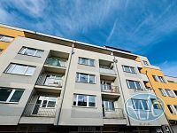 Pronájem zděného bytu 2+kk s lodžií, Tábor - Nerudova