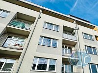 Pronájem zděného bytu 2+kk s lodžií, Tábor - Nerudova - IMG_7989.jpg