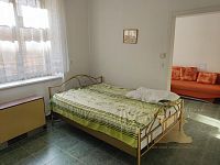 Zděný byt v rodinném domě kompletně vybavený - 6 byt.jpg