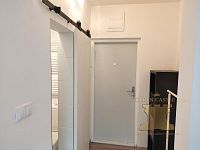 Pěkný byt po kompletní rekonstrukci - 8 byt.jpg