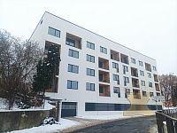 PRONÁJEM PĚKNÉHO NOVÉHO BYTU V SEDLČANECH - 1.jpg