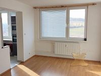 Byt 3+1, 70 m2 s balkonem - Sedlčany - 1770891013480.jpg