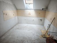 Dva domy na náměstí s obrovským investičním potenciálem - 10 Krásná Hora nad Vltavou.jpg