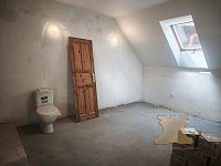 Dva domy na náměstí s obrovským investičním potenciálem - 12 prodej domu.jpg