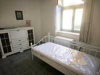 Zděný byt v rodinném domě kompletně vybavený