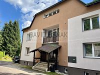 Prodej bytu 3+1, 290m od sjezdovky Portášky, 75,8 m2, Pec pod Sněžkou - Velká Úpa, okr. Trutnov.