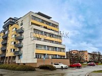 Pronájem bytu 1+kk, 20 m2, Labská Louka, Hradec Králové - Třebeš.