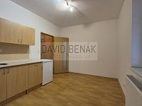Pronájem bytu 1+kk, 20 m2, Labská Louka, Hradec Králové - Třebeš. - 8.jpg