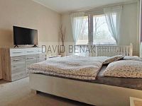 Pronájem bytu 3+1, 85 m2 s lodžií, Jungmannova ul., Pražské Předměstí, Hradec Králové. - 35.jpg