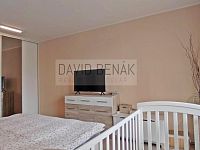 Pronájem bytu 3+1, 85 m2 s lodžií, Jungmannova ul., Pražské Předměstí, Hradec Králové. - 36.jpg