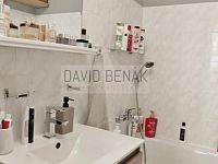 Pronájem bytu 3+1, 85 m2 s lodžií, Jungmannova ul., Pražské Předměstí, Hradec Králové. - 59.jpg