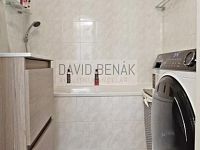 Pronájem bytu 3+1, 85 m2 s lodžií, Jungmannova ul., Pražské Předměstí, Hradec Králové. - 62.jpg