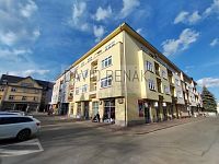 Pronájem bytu 2+kk o výměře 61 m2 s lodžií v ulici Za Pasáží, Zelené Předměstí, Pardubice