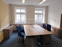 Prodej administrativní budovy o ploše 1 546 m2 v ulici Smilova v centru Pardubic - Zeleném Předměstí - 13.jpg