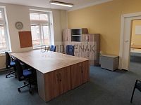 Prodej administrativní budovy o ploše 1 546 m2 v ulici Smilova v centru Pardubic - Zeleném Předměstí - 37.jpg