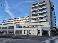 Pronájem - kryté garážové parkovací stání pro osobní automobil na Slezském Předměstí v HK. - 009.jpg