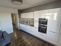 Pronájem hezkého bytu 2+kk (62m2) s balkónem, Farářství - Pražské Předměstí, Hradec Králové. - 23.jpg
