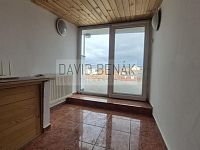 Pronájem podkrovního bytu 2+kk, 53m2, s terasou 10m2, ulice Za Pasáží, Pardubice - Zelené Předměstí. - 005.jpg